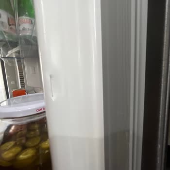 Servis Tarafından Buzdolabına Çizik Ve Çekmece Hasarı, Ücretsiz Değişim İstiyorum