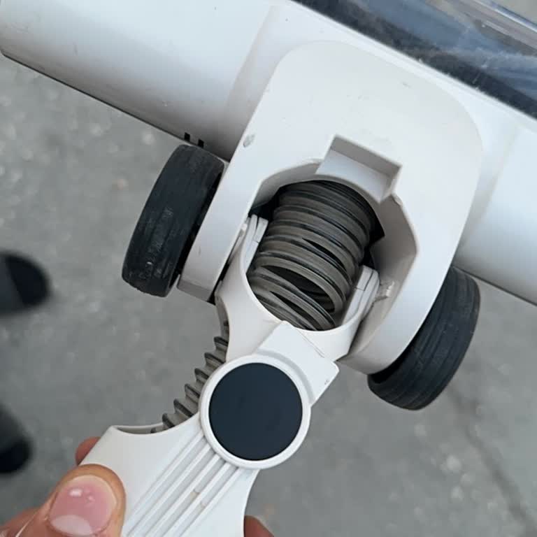 Sinbo Svc8633 Dikey Süpürge Hortumu Kendi Kendine Yırtıldı Servis Yok