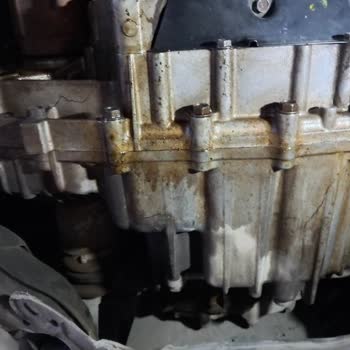 Araç Yağ Kaçakları ve Servis Şikayeti