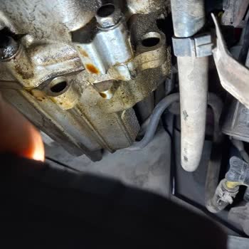 Araç Yağ Kaçakları ve Servis Şikayeti