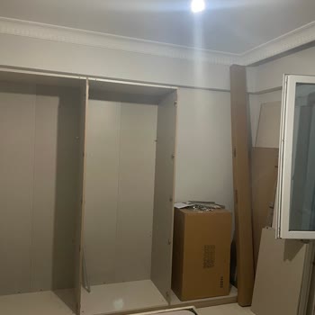 Bellona’da Eksik Ve Kırık Dolap Kapısı, Müşteri Hizmetleri Cevap Vermiyor, Acil Çözüm Bekliyor