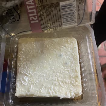 BİM Şubesinde Küflü Kıbrıs Tatlısı: Sağlık Riski Ve Acil Denetim Talebi