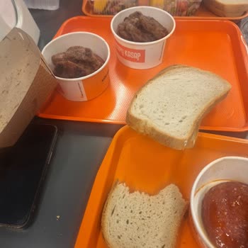 Şişli Şubesinde İlgisiz Personel Davranışı Ve Çiğ Köfte Şikayeti