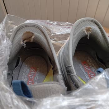 Garanti Süresindeki Skechers Ayakkabılarda Yırtık Ve Kullanıcı Hatası İddiası