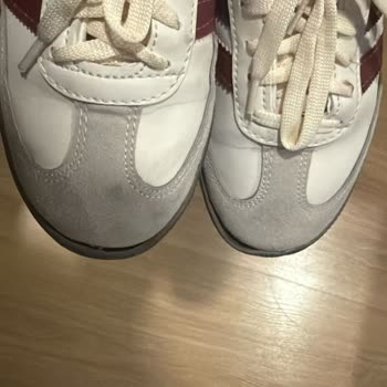 Shoedaybutik’ten Üretim Hatası Olan Ayakkabılar İçin İade Reddi