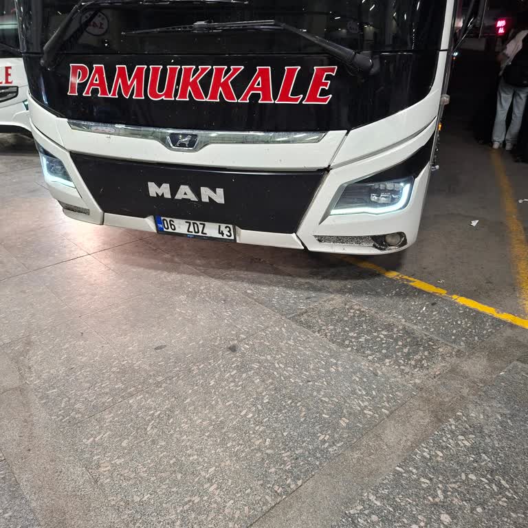 Aşırı Soğuk Ve Havasız Otobüste İlgisiz Personel Ve Yetersiz İkram
