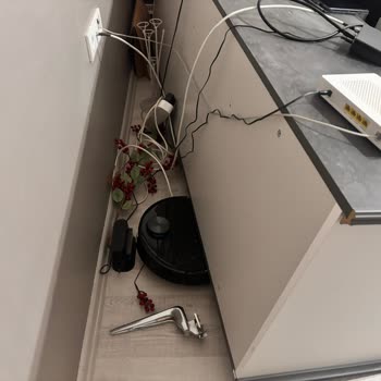 Konsolun Ayağının Kırılması Nedeniyle TV Ekranının Hasar Görmesi Ve Tazmin Talebi