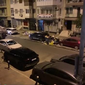 İzmir Büyükşehir Belediyesi Çöp Problemi Yaşıyoruz!