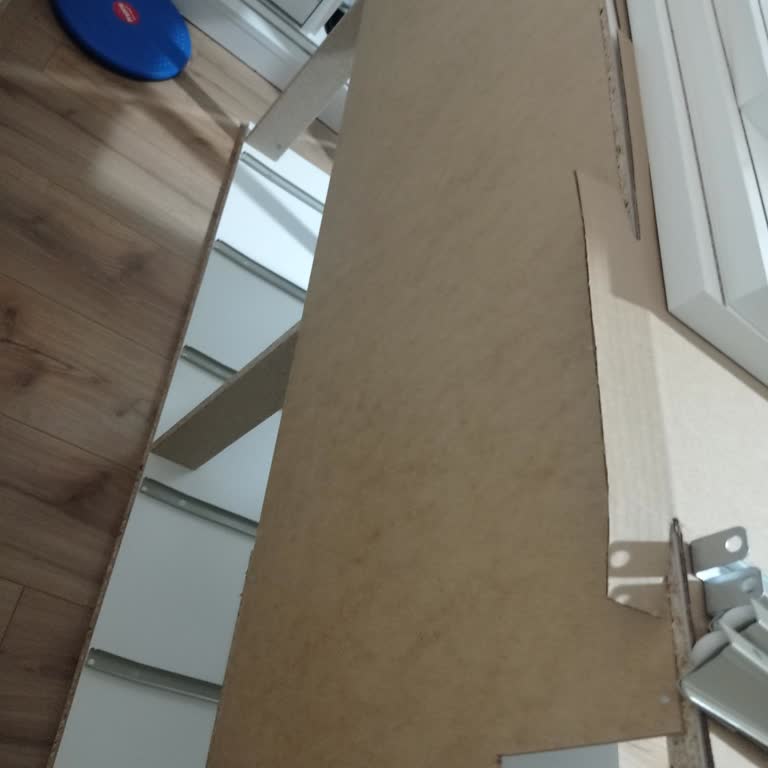 IKEA Kartal Mağazasından Malm Çekmeceli Komodin İçin Eksik Parça Talebi