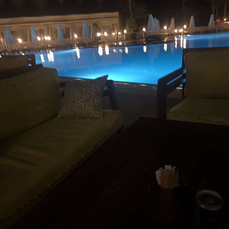 Vuni Palace Hotel Hem Tatil Keyfimiz Bölündü Hem De Kendimizi Değersiz Hissettik