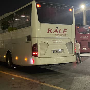 Kale Seyahat'te 2 Saatlik Gecikme Ve İade Edilmeyen Bilet Ücreti