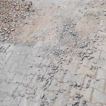 Darıca’da Kazılan Yol Onarılmadı, Çocuklar Ve Sürücüler Risk Altında