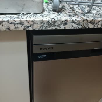Montaj Hatası Nedeniyle Bulaşık Makinesinde Su Basması Ve Dolap İle Parke Hasarı