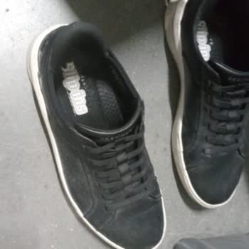 Skechers Ayakkabısının Tabanındaki Üretim Hatası Ve Kalite Sorunu
