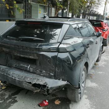6 Ay Serviste Kalan Ağır Hasarlı Peugeot 2008 İçin İkame Araç Ve Değişim Talebi