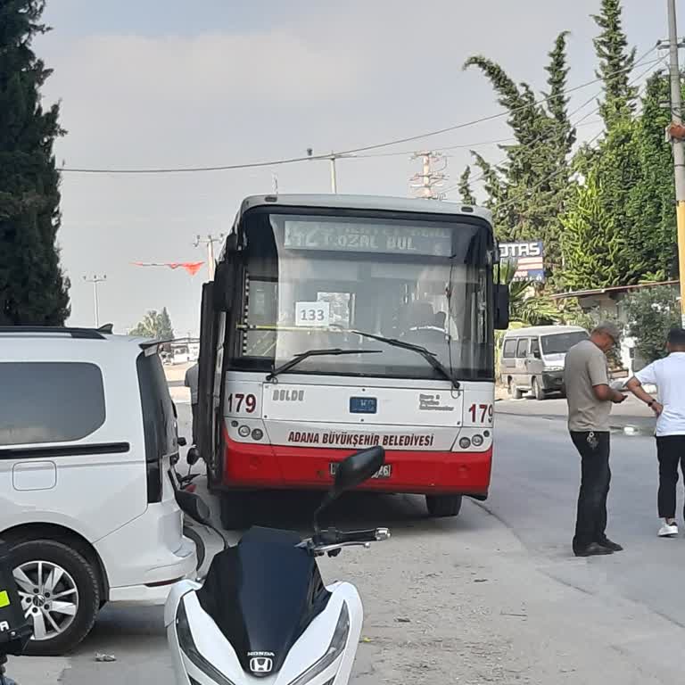 133 Numaralı Otobüs Hattında Sefer Azlığı Ve Eski Araçlar Mahalleyi Mağdur Ediyor