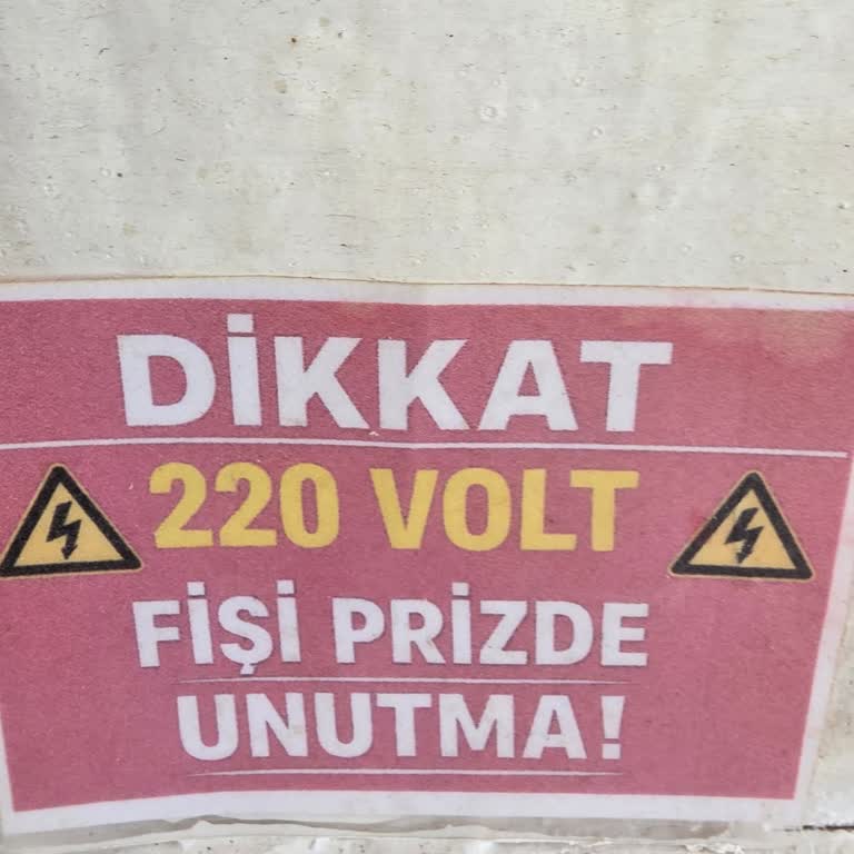 Büyüknaneli Mezrasında Günlük 40-50 Elektrik Kesintisi Ve Yetkisiz Yanıtsızlık