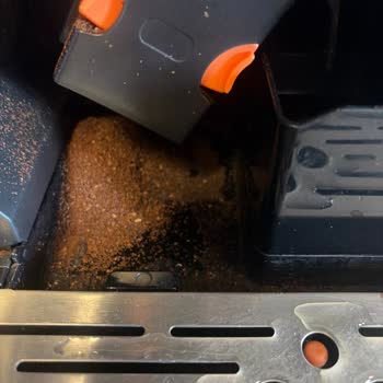Garanti Kapsamındaki Kahve Makinem Sürekli Bozuluyor Ve Servis Tarafından Kötü Hale Getiriliyor
