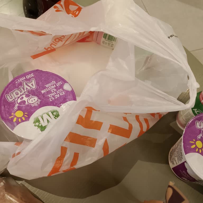 Patlamış Ayran Teslim Edildi Canlı Destekte Çözüm Bulunamadı