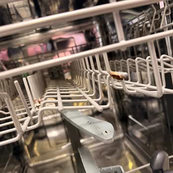 Teka Bulaşık Makinesinde Sepet Paslanması Ve Çürümesi Ücretsiz Değişim Talebi
