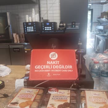 Nakit Ödeme Reddedildiği İçin Kahvaltı Ve Kahve Keyfi Kaçırıldı