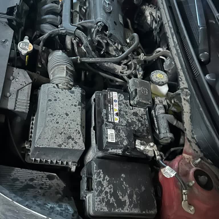 Elmas Otomotiv Akü Patlaması ve Boya Hasarı İçin Ücretsiz Tamir ve Açıklama Talebi
