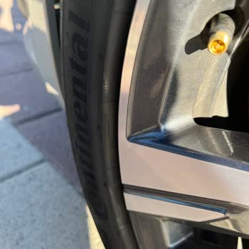 Renault Megane'de Yeni Continental Lastiklerde Yanak Çatlakları Ve Güvenlik Riski