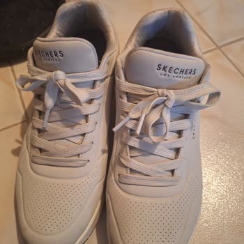 N11'den Ayıplı Skechers Ayakkabısının Haksız İade Reddi