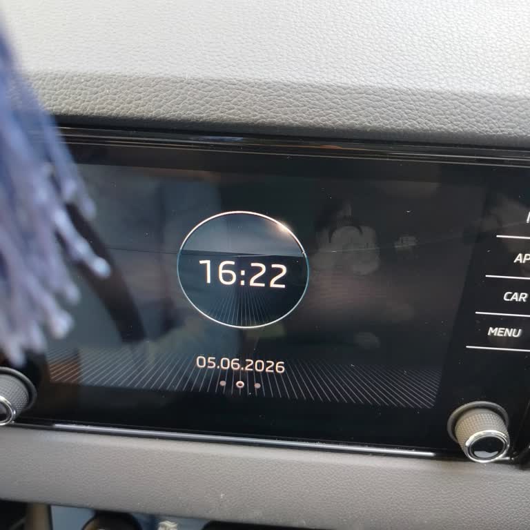 Servis Sonrası Multimedya Ekranındaki Çatlak İçin Ücret Talebi Reddedildi