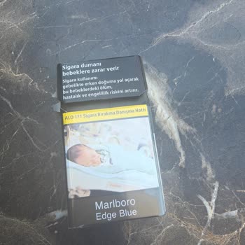 Marlboro Edge Blue Sigara Paketlerinde Odun Parçaları Ve Sağlık Riski