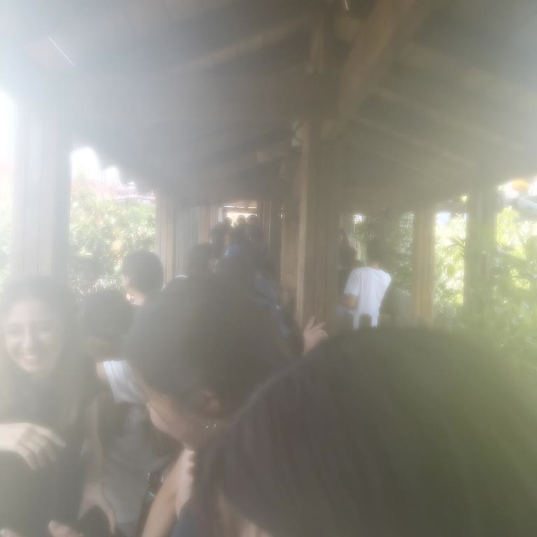 Vialand’te Yüksek Ücret Karşısında Saatlerce Sıra Beklemek Ve VIP Ayrımcılığı