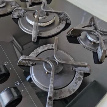 Teka Ocağının Döküm Parçalarındaki Kararma Ve Lekeler İçin Garanti Değişim Talebi