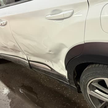Servis Çalışanının Çarpmasıyla Araç Hasarı Ve İkame Araç Verilmemesi