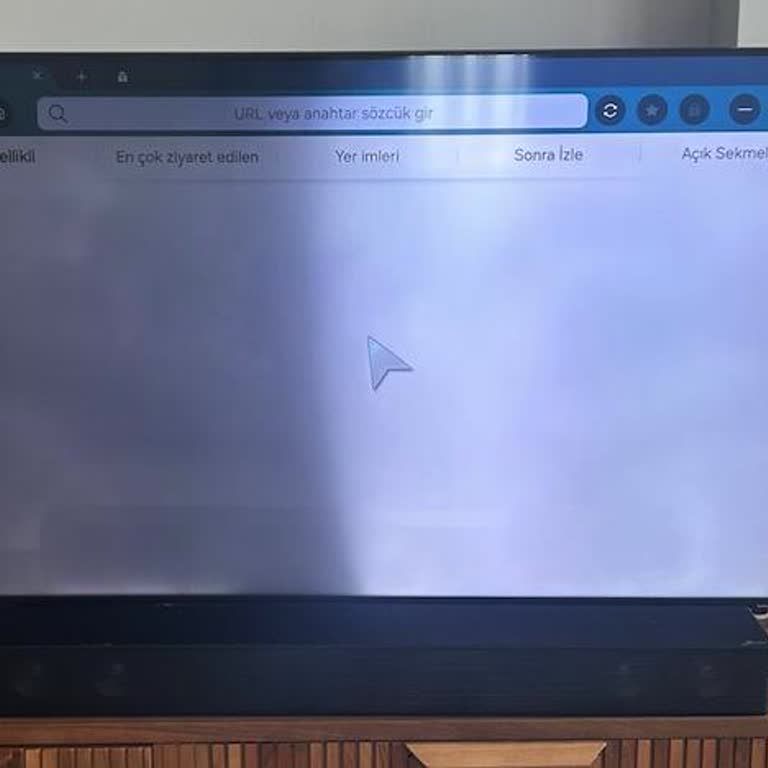 Samsung UE60BU8000UXTK 60" 4K Televizyonunun Ekran Kararması Garanti Sonrası 20.000 TL Ücret Talebi