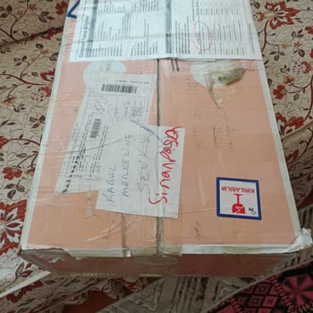 Kırılan Kahvaltı Takımı İçin Dolap Ve PTT Sorumluluğu Reddi
