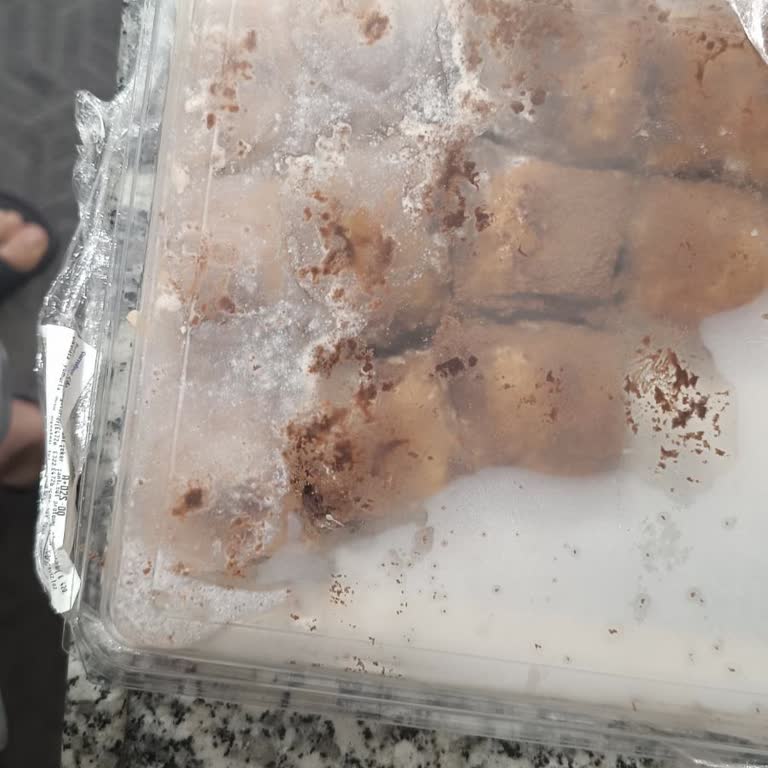Ezilmiş Soğuk Baklava Ve İade Talebinin Reddedilmesi