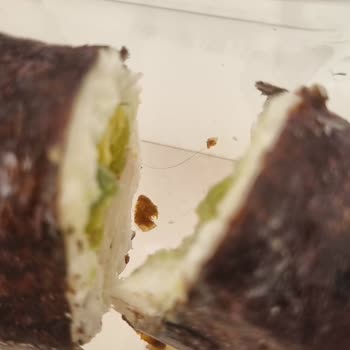 Sushi Paketinde Kıl Bulunması Hijyen Sorunu