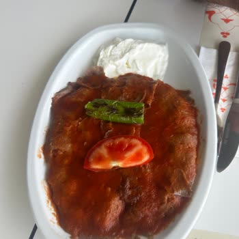 Ümraniye Canpark HD İskender'de Geciken Ve Eksik Servis, Personelin İlgisiz Tavrı
