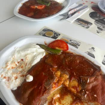 Ümraniye Canpark HD İskender'de Geciken Ve Eksik Servis, Personelin İlgisiz Tavrı