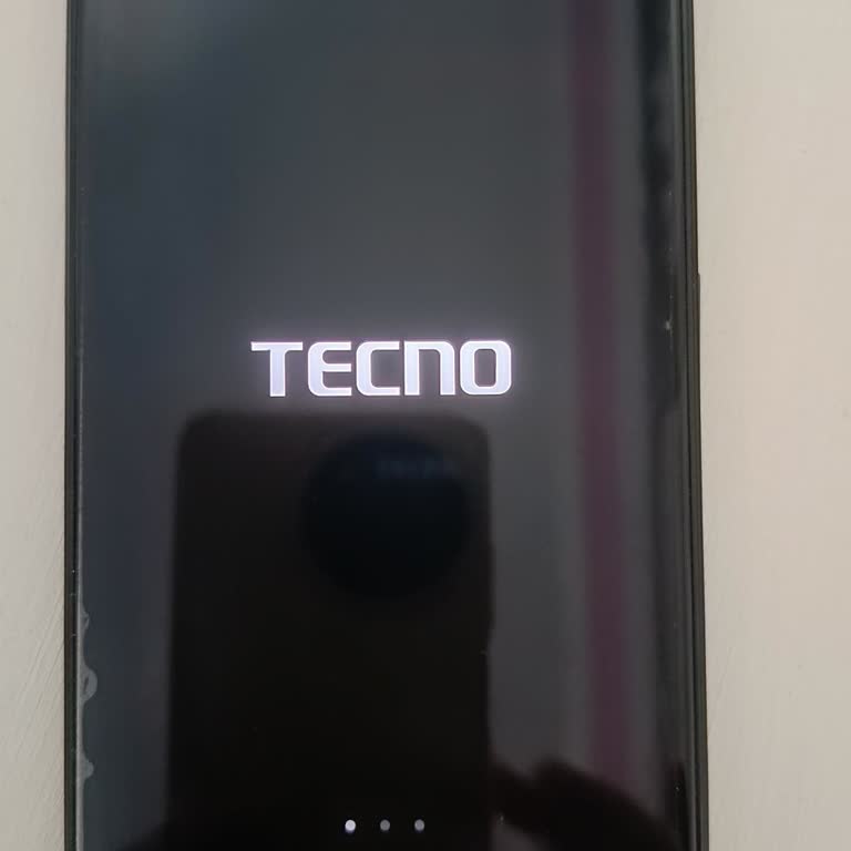 Tekno Camon 20 Pro'da Garanti Sonrası Anakart Yanması Ve Aşırı Onarım Ücreti Şikayeti