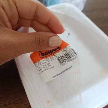 Torbalı Başdaş Markette Kıymada Zımba Parçası Çıktı, Sağlık Endişesi