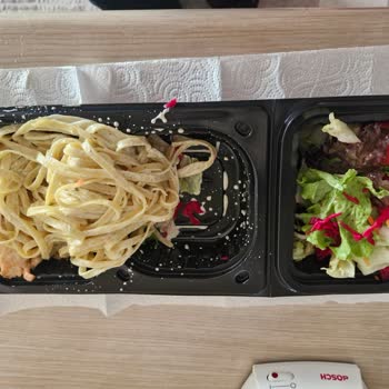 Yanlış Paketleme Nedeniyle Dökülen Tavuk Ve Hijyen Şikayeti
