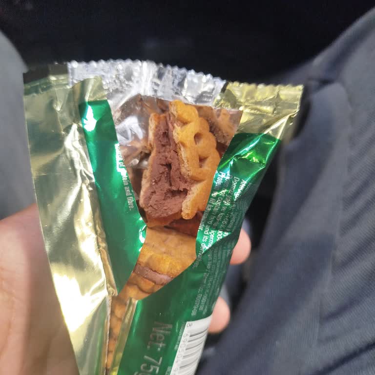 Ülker Probis Bisküvi Paketi Yarım Ve Ezilmiş Çıktı