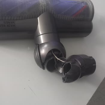 Garanti Dışında Kırılan Süpürge Başlığı Çözüm Talebi