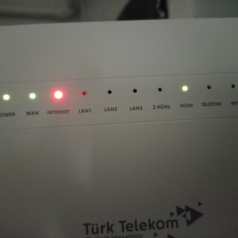 Kocaeli Körfez'de 10 Gün Süren İnternet Kesintisi İçin Acil Çözüm Ve Fatura İndirimi Talebi