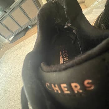 Skechers Ayakkabısında Üretim Kusuru Olmadığı İddiası Açıklama Sunulmadan Reddedildi