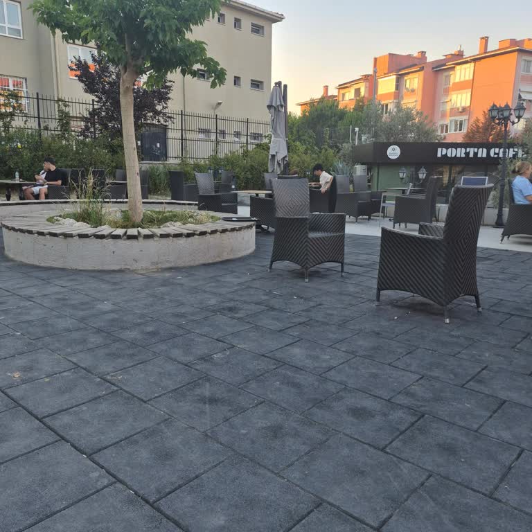 Porta Cafe Personelinin Sert Ve Zorlayıcı Tavırına Şikayet