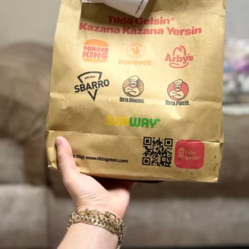 Burger King Şubesinde Patates Boyu Hatası Tekrarlıyor
