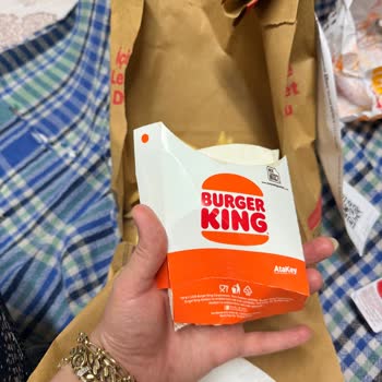 Burger King Şubesinde Patates Boyu Hatası Tekrarlıyor