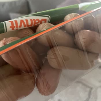 Banvit Sosislerinde Renk Ve Koku Anormalliği Güvenimizi Sarsıyor